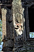 Chau Say Tevoda temple - devata bas relief on the main shrine 